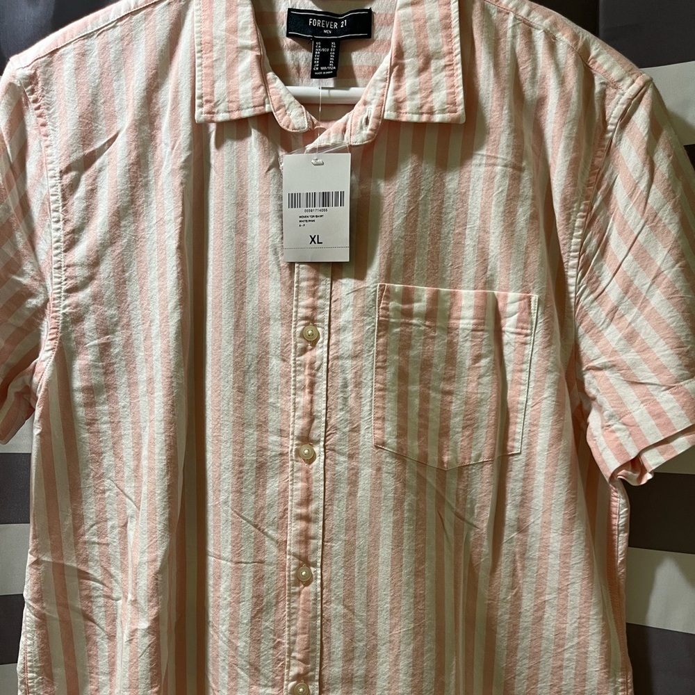 Forever 21 Men's Pink Striped Shirt